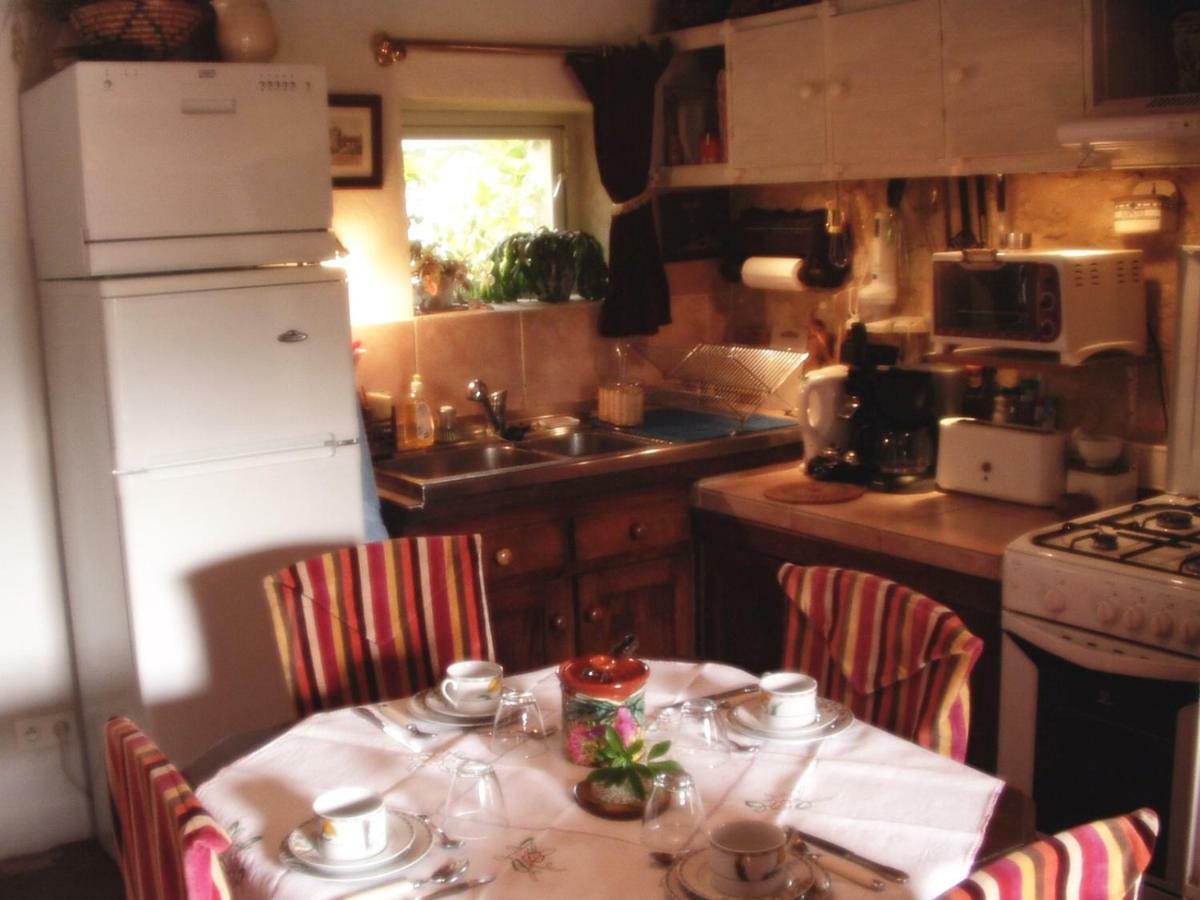 Gite De La Galaisiere Preaux  Exterior foto